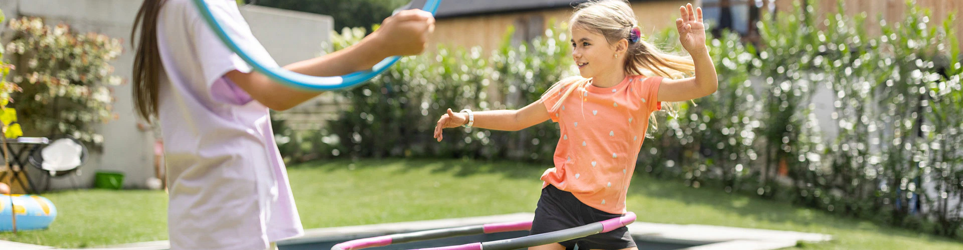 Hearing Aids vs. Cochlear Implants